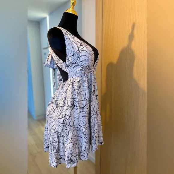 House of Harlow 1960 Open Back Cocktail Dress | Earth Muse - Picture 5 of 8